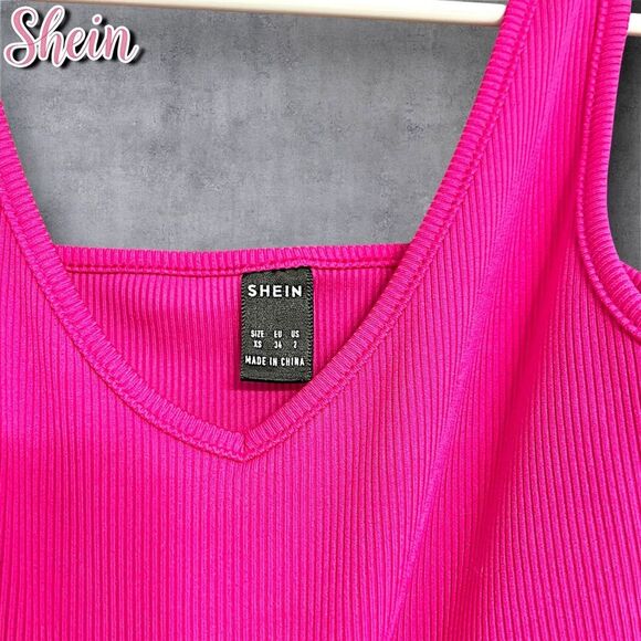 Preowned Shein hot pink crop top tank top - Small - Picture 2 of 4
